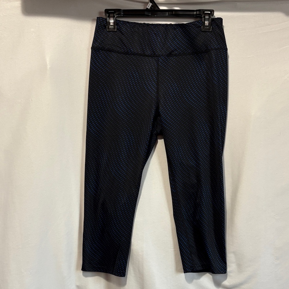 Athletic Works Women's Black and Blue Cropped Pants